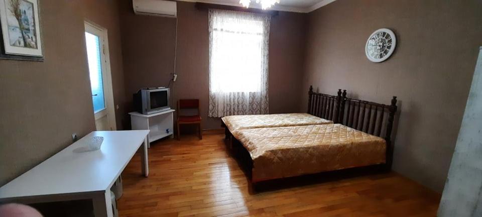 Iren Apartment Batumi Exterior foto