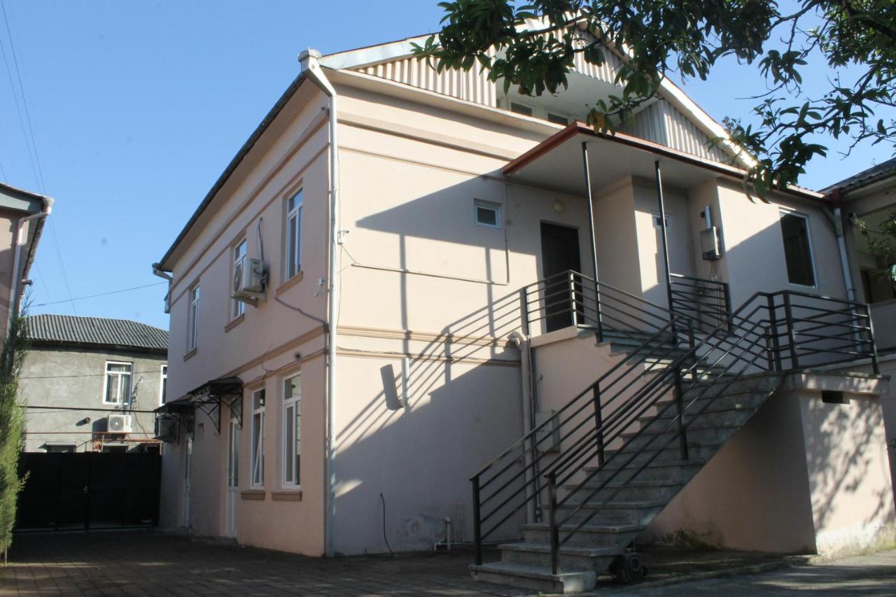 Iren Apartment Batumi Exterior foto